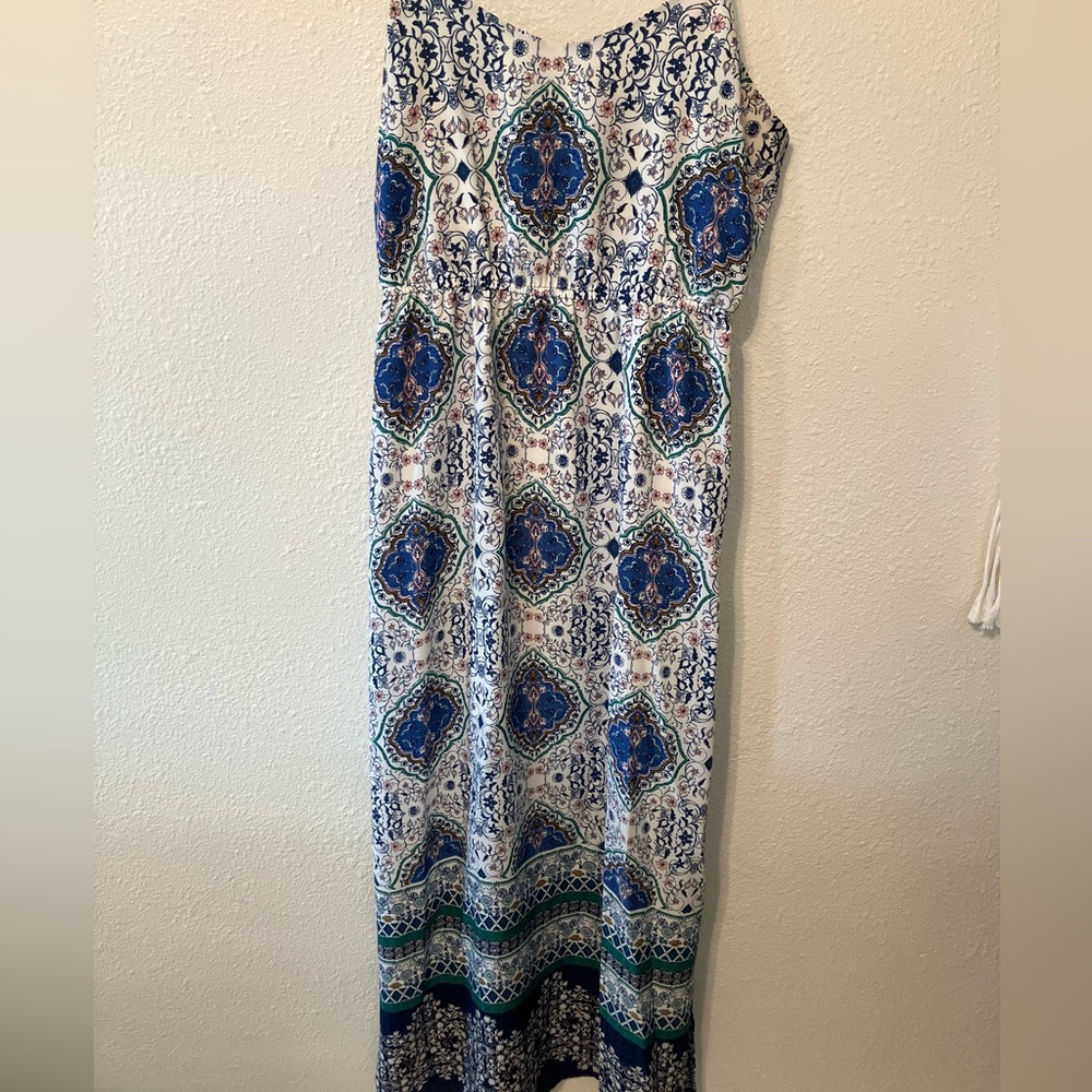 Skies Are Blue Floral Print Maxi Dress